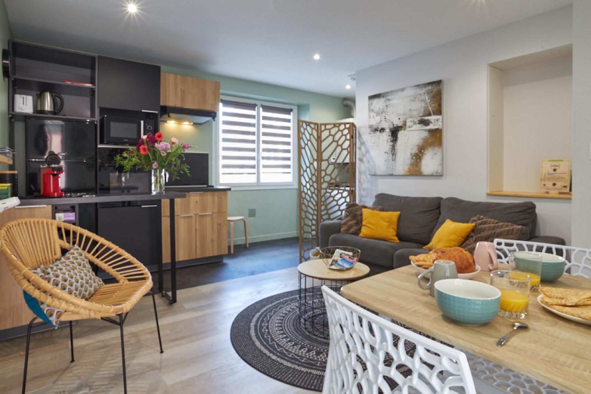 Centre Ville A Pied Appt Avec Sauna, Linge, Wifi, Stationnement Gratuit Vannes Eksteriør bilde